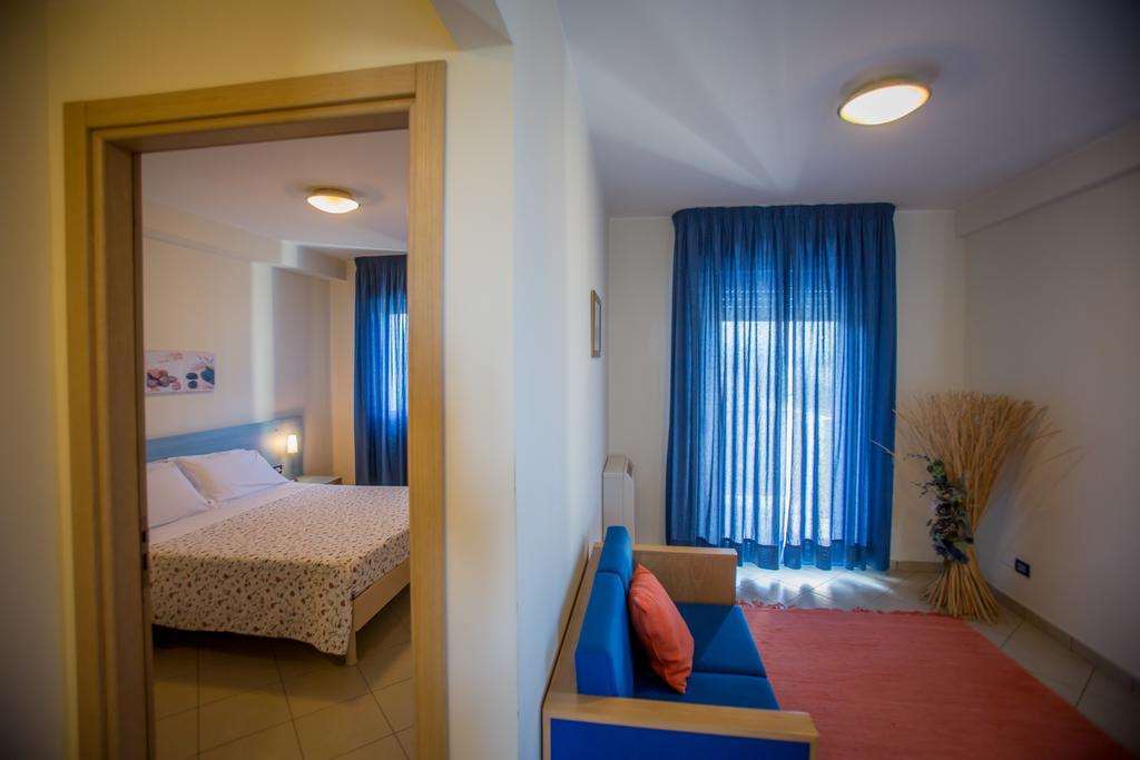 Residence Miljunka Sant'Agata di Militello Room photo